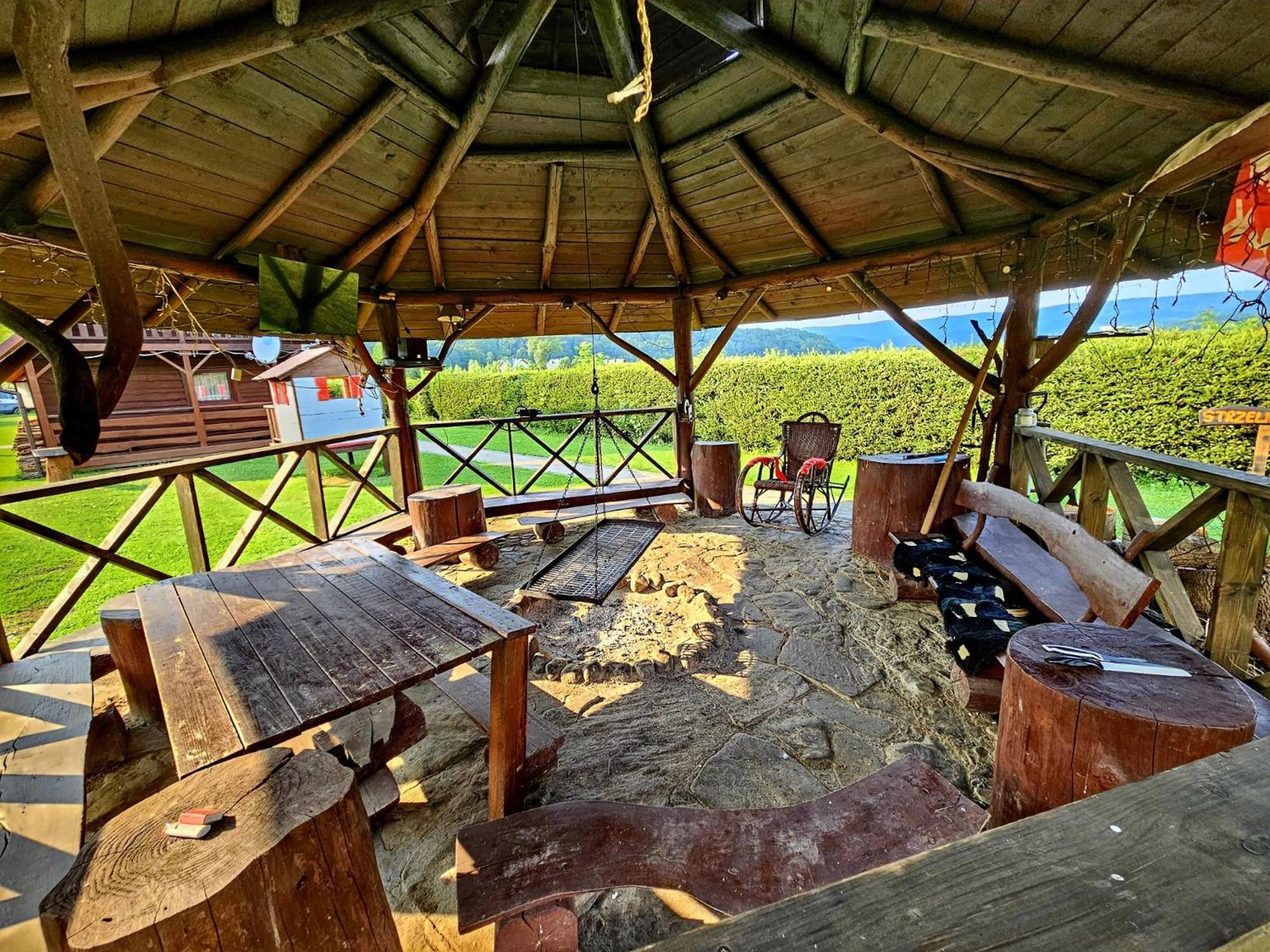 Domki Nad Sanem Lesko Ngoại thất bức ảnh